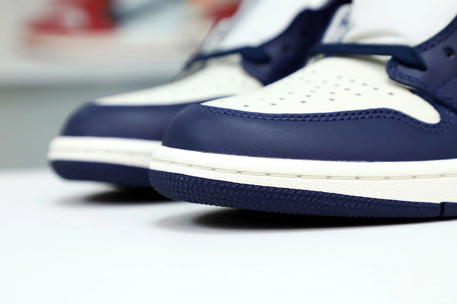 RETRO 1 HIGH 'OBSIDIAN' OG JORDAN AIR 1211